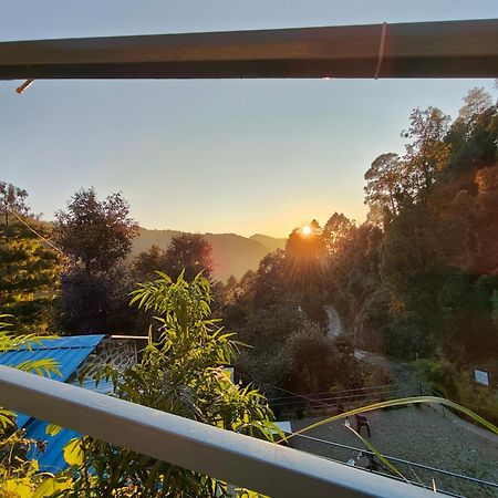 Himwanderer Camps & Cottages Pangot Найнитал Экстерьер фото