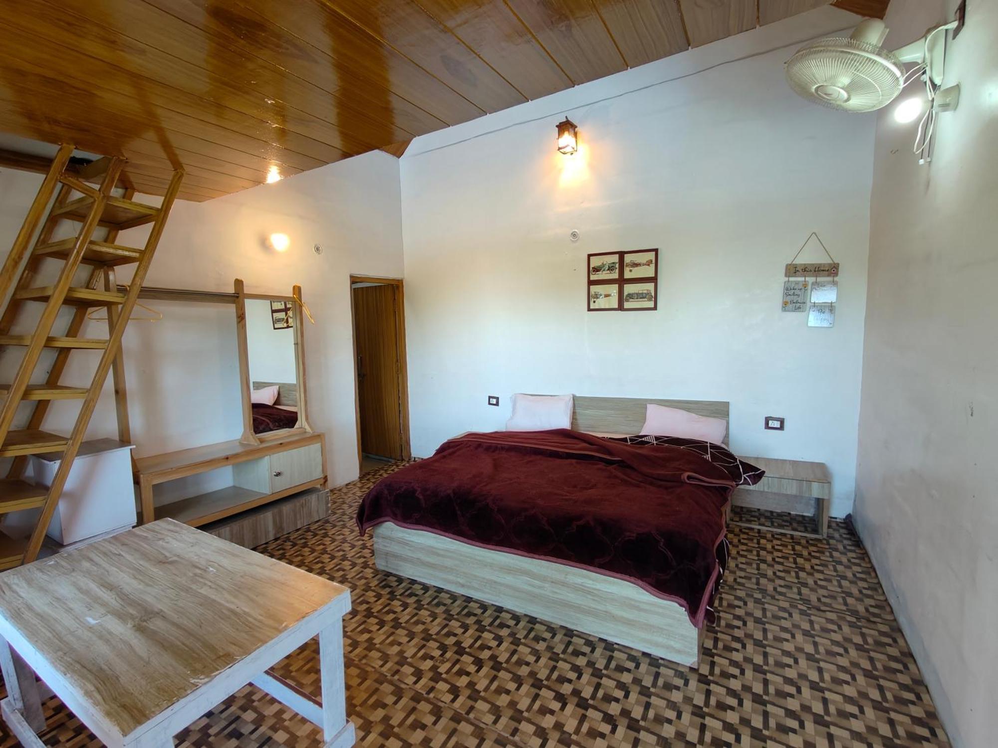 Himwanderer Camps & Cottages Pangot Найнитал Экстерьер фото