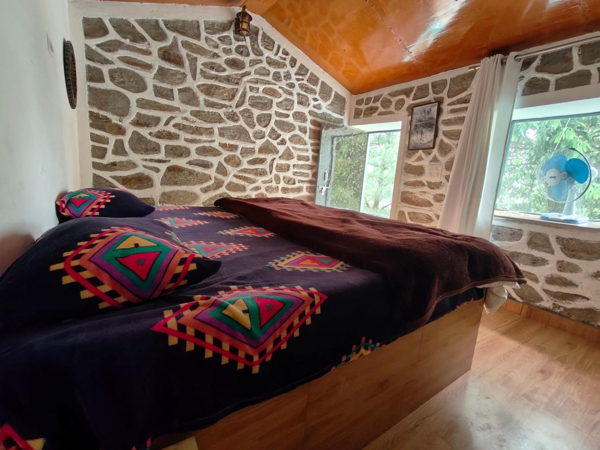 Himwanderer Camps & Cottages Pangot Найнитал Номер фото